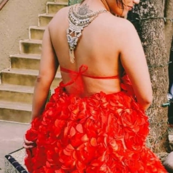 SCARLETT Indian Lehenga Inspired Wedding Gown Set - Picture 5 of 6